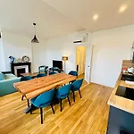 Hypercentre, Spacieux, Familial, L'urbain Apartment *