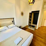 Hypercentre, Spacieux, Familial, L'urbain Apartment Tours