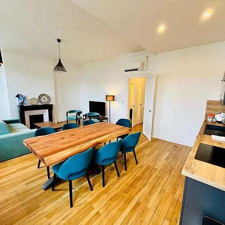 Hypercentre, Spacieux, Familial, L'urbain Daire *